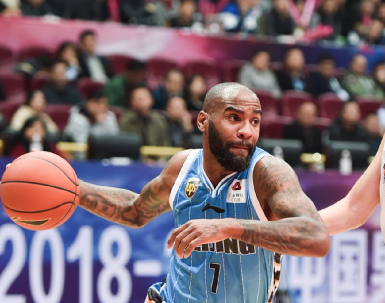 包含波尔多客场逼平对手，拿下宝贵一分的词条