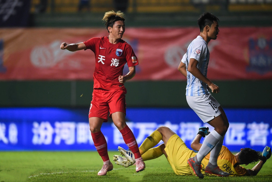 富力客场遭遇重庆力帆，保级形势愈发严峻的简单介绍