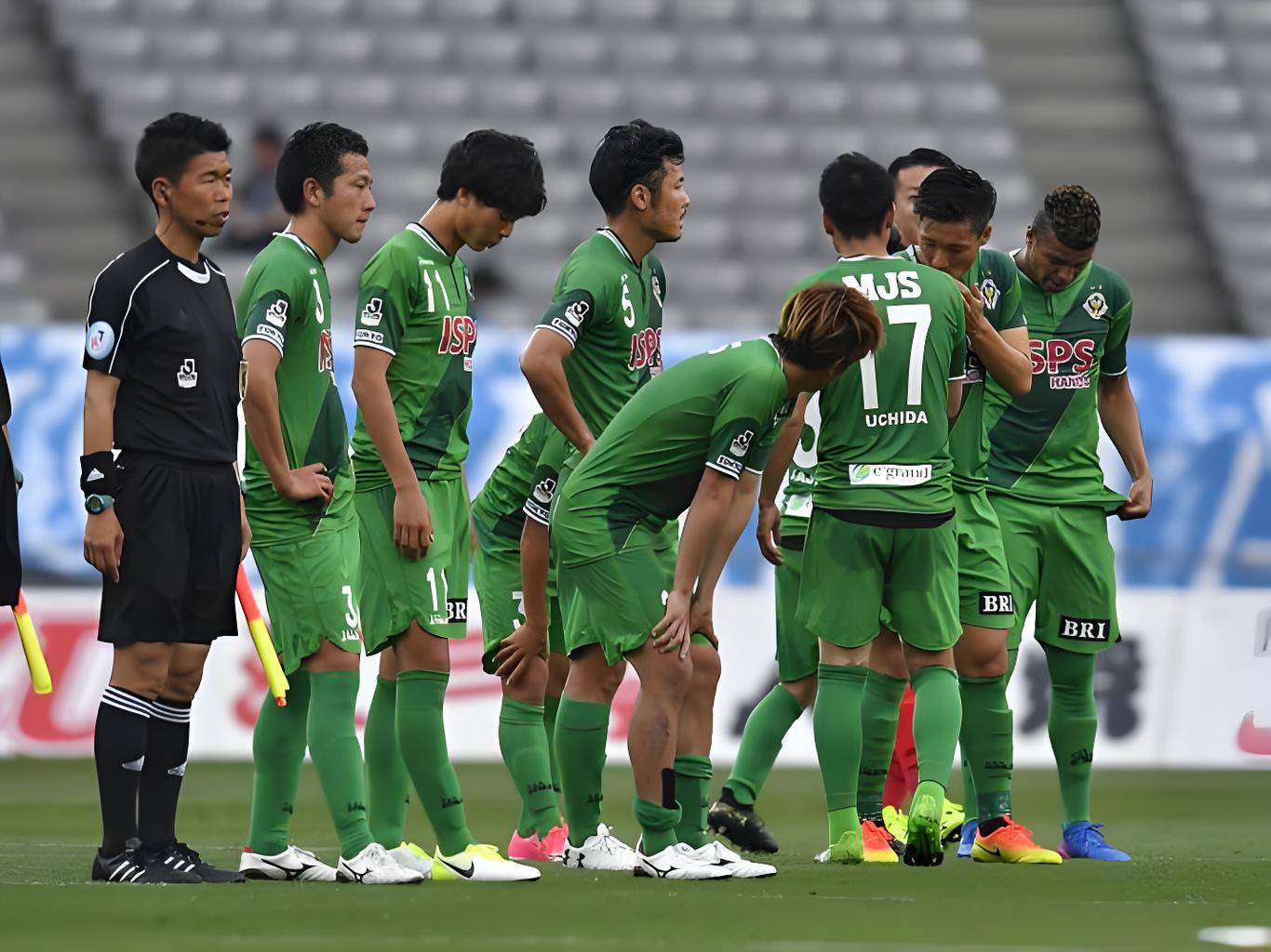 包含柏太阳神备战备受瞩目亚冠淘汰赛的词条