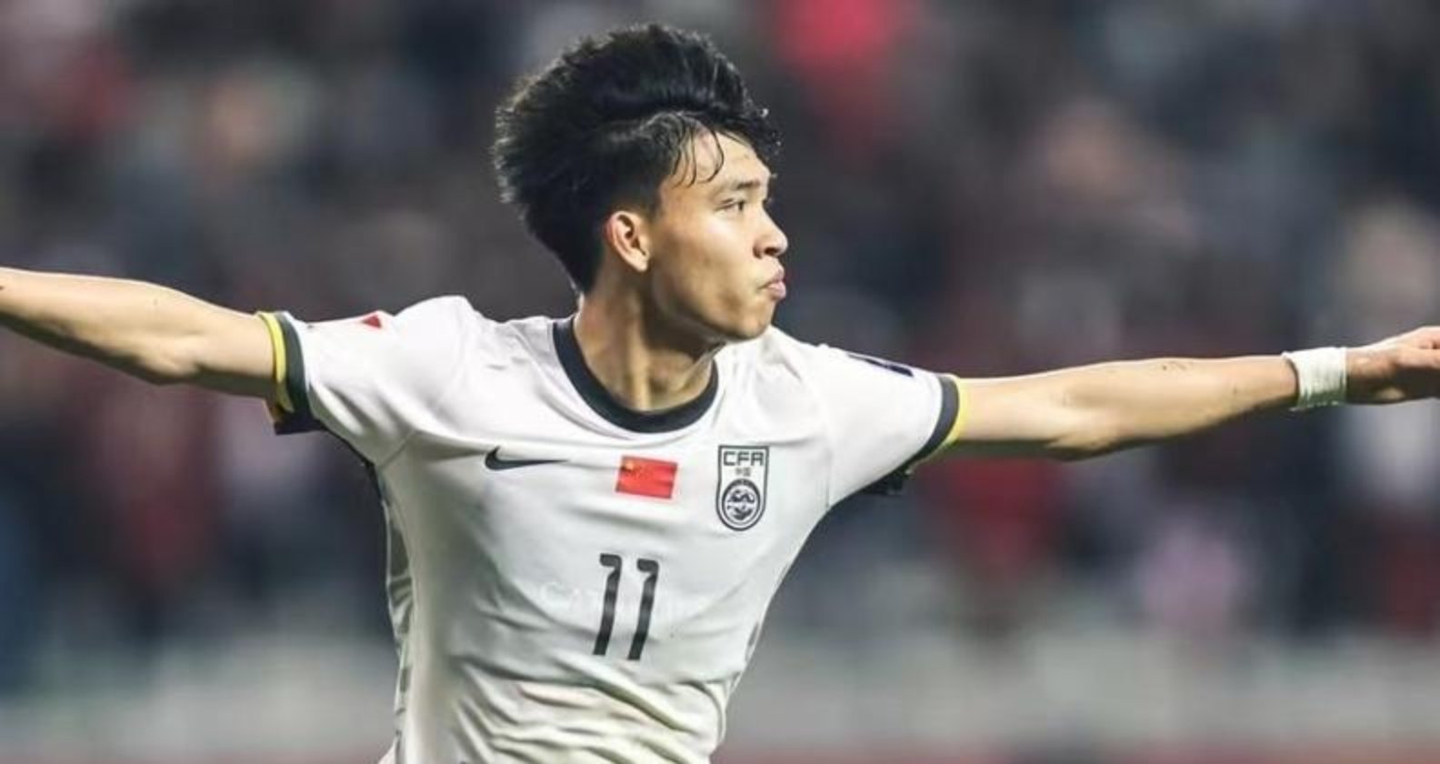 雷火电竞-澳大利亚球员在比赛中发挥出色