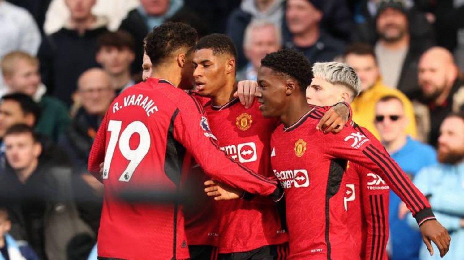 曼联主帅被传可能下课,球队未来堪忧 曼联主帅被传可能下课,球队未来堪忧