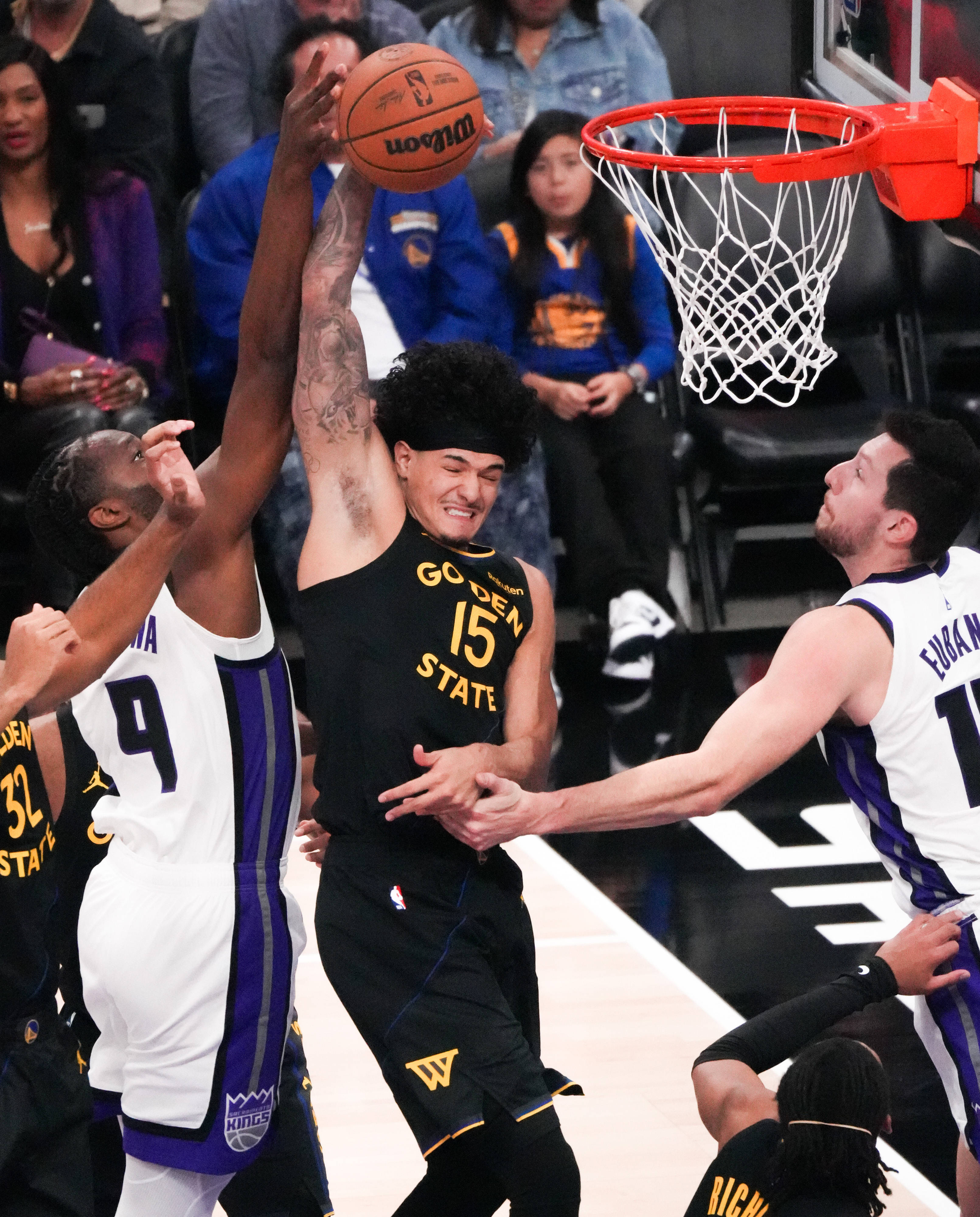 鹈鹕险胜国王,詹姆斯带队取胜 鹈鹕险胜国王,詹姆斯带队取胜