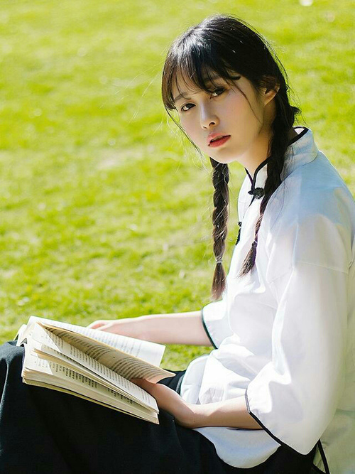 冰封绿茵，一枪破晓