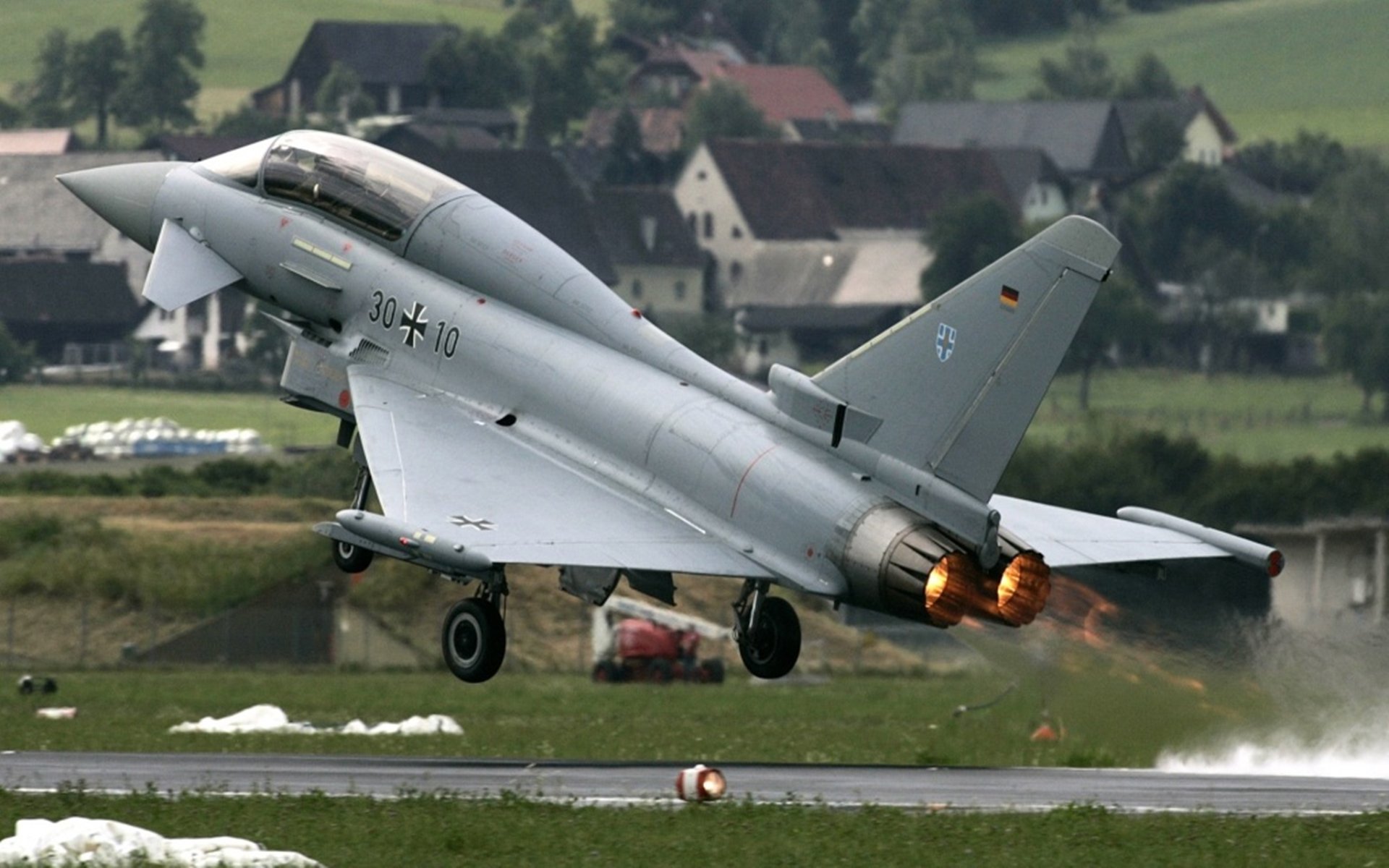 舞台越大，阿克越强，尤文图斯强势晋级，力克马德里竞技