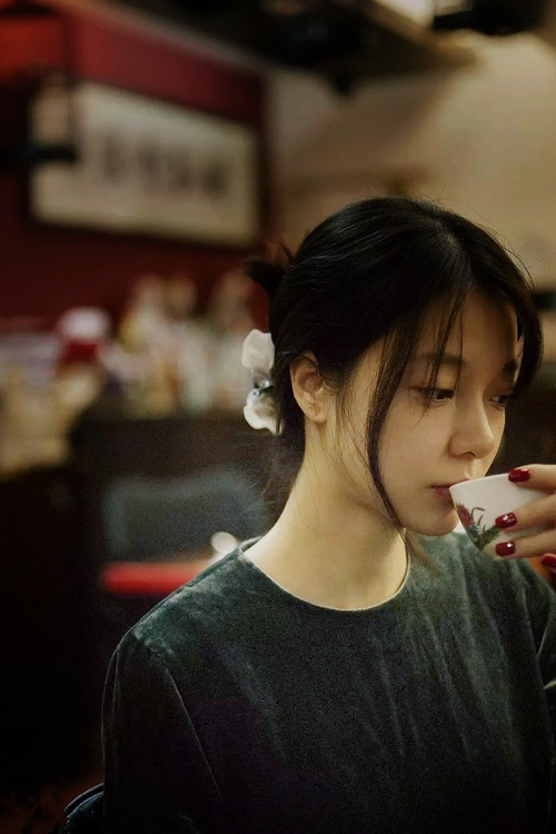 长江与密西西比河的对决，当湖人洪流冲垮上海滩，贝恩正用远射点燃季后赛战火