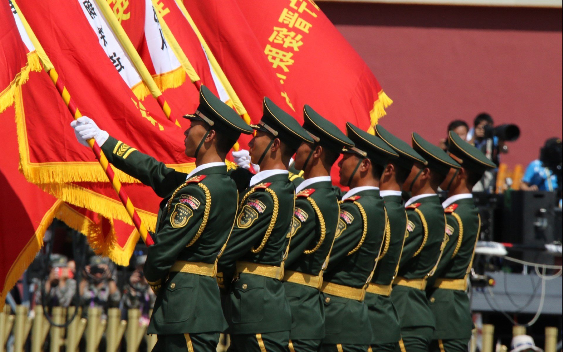 惊世绽放!杰伦·格林化身休城诺天王,一波流带走尼克斯!