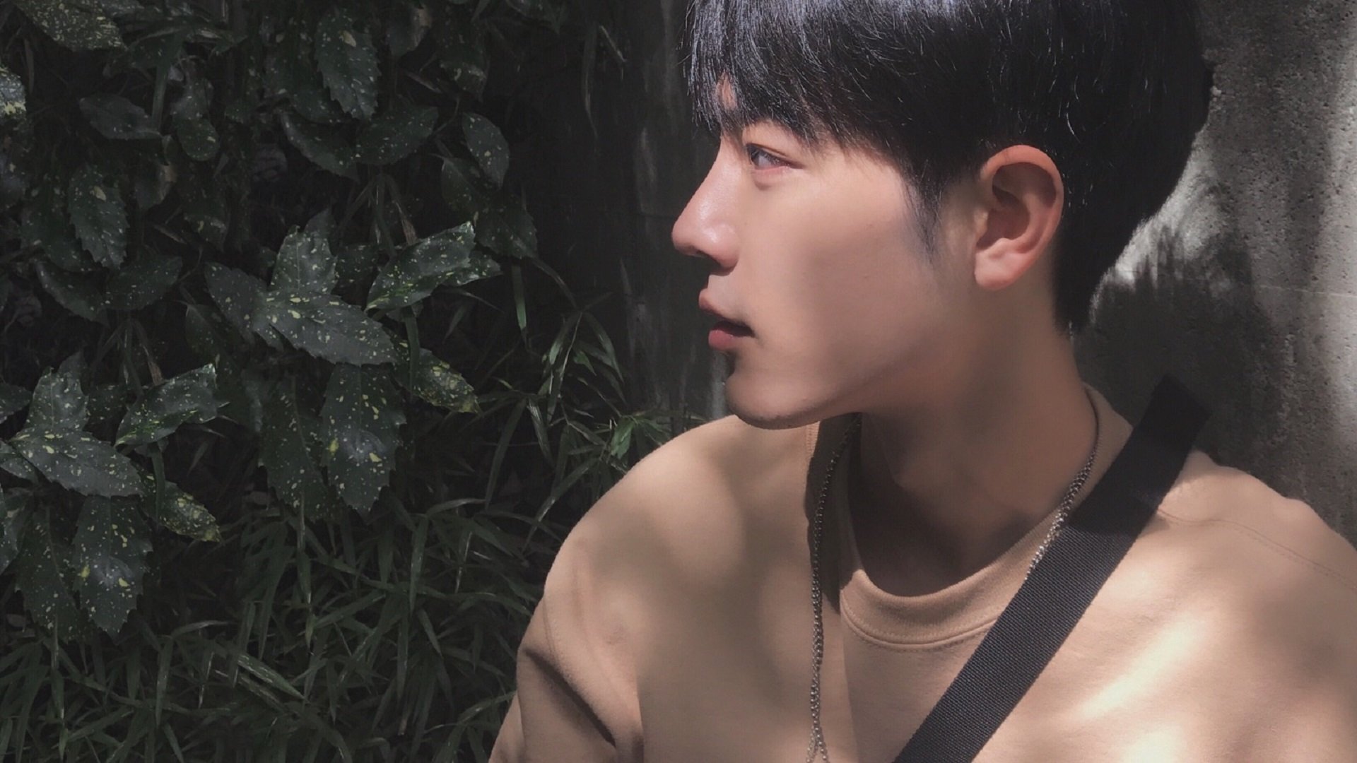 双线狂飙，F1街道赛与辽吉之战的胜利法则